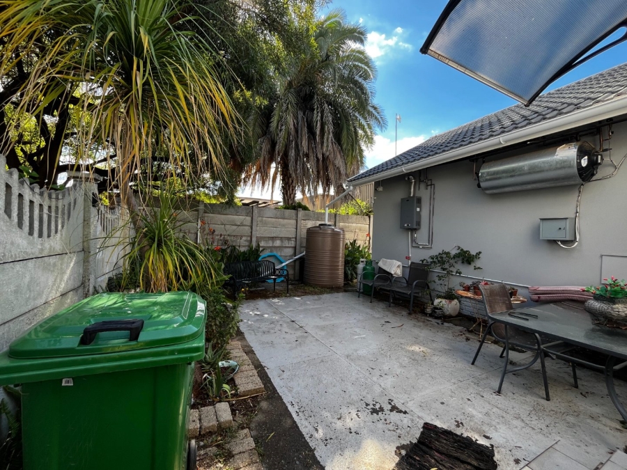 3 Bedroom Property for Sale in La Hoff North West